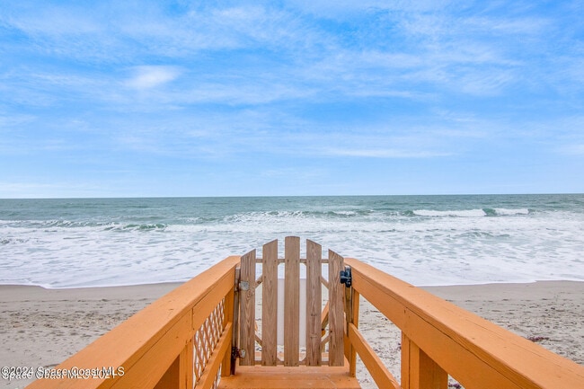 Building Photo - 155 Jimmy Buffett Mem Hwy