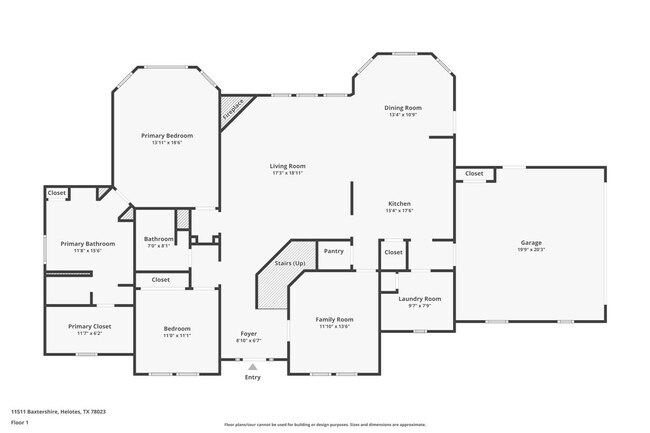 Building Photo - Large 4 bedroom home on 1 acre with lawn c...