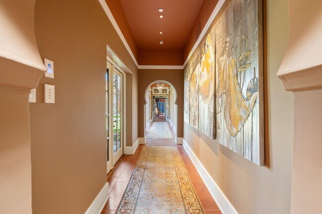 Building Photo - 1650 Ave Sevilla