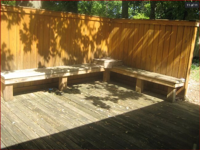 Building Photo - 1234 Park St