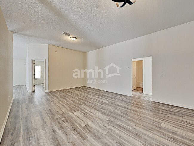 Building Photo - 11413 Riverstone Way