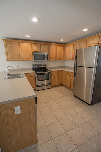 Building Photo - 1930 CENTER St