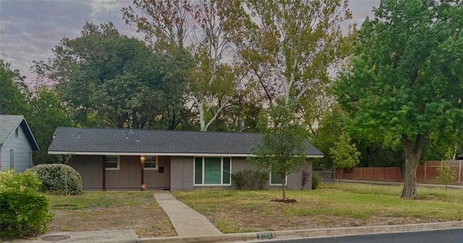 Building Photo - 6201 Belfast Dr