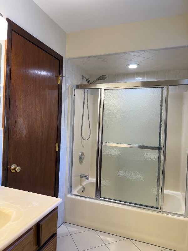 Building Photo - 520 3rd Ave