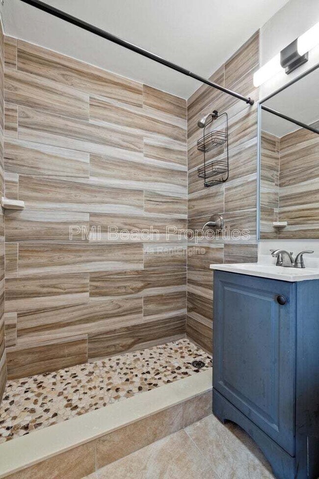 Building Photo - 93 East Ct