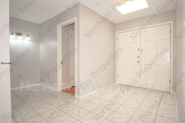 Building Photo - 1832 Dean Jones Dr
