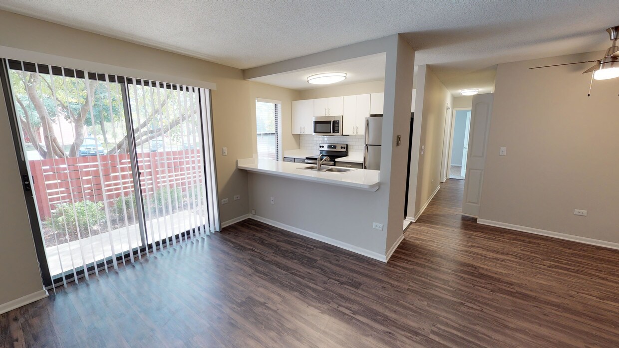 Fifteen98 Naperville Apartment Homes Naperville Il Apartment Finder