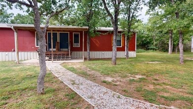 Building Photo - 5585 Straub Rd