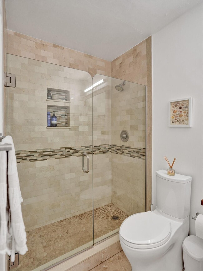 Building Photo - 2501 S Ocean Blvd