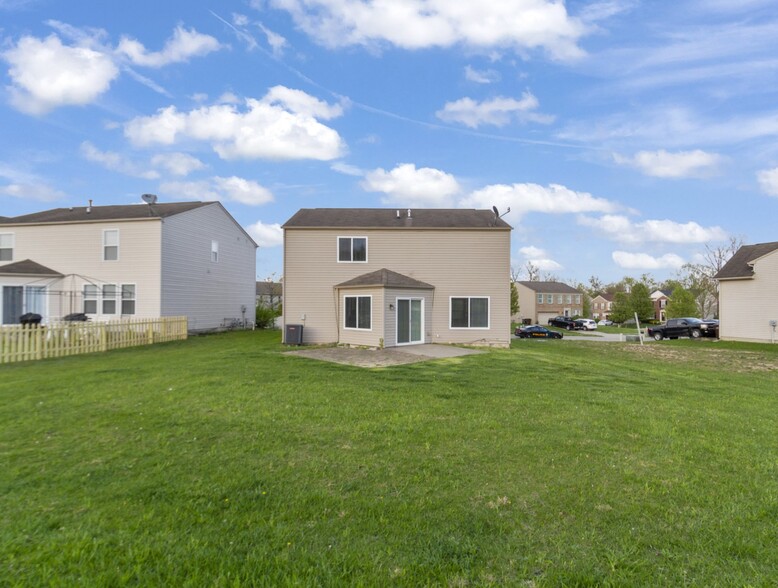 Building Photo - 5877 Hayden Dr