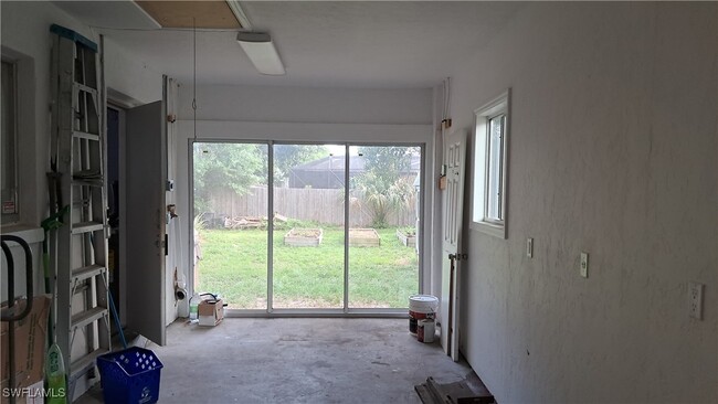 Building Photo - 13914 Nassau St