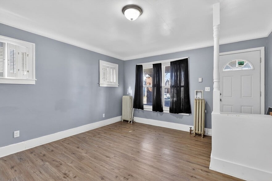 Building Photo - 18626 Dale St