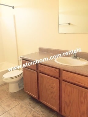 Building Photo - Nice Condo for rent located off Stern