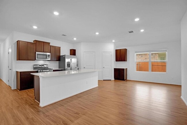 Building Photo - 21409 Resource Rd