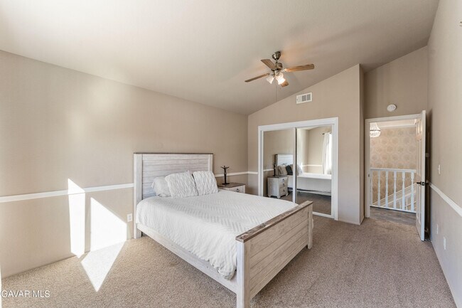 Building Photo - 5641 Hickory St