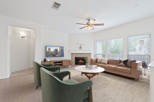 Building Photo - 909 Saba Cove
