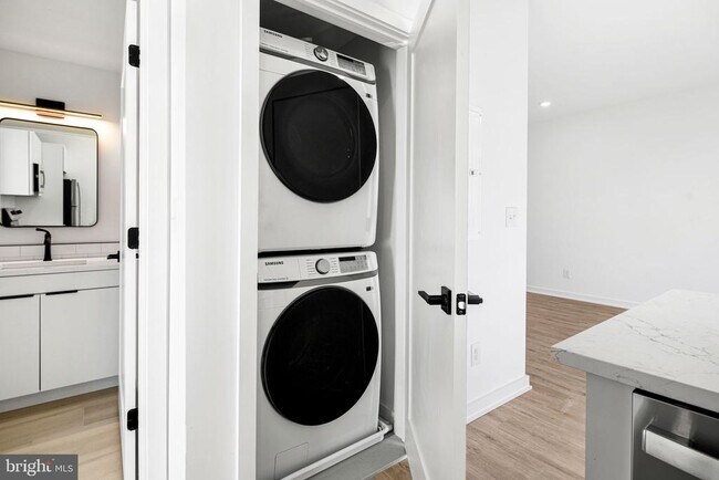 Building Photo - 701-7 Cecil B. Moore Ave