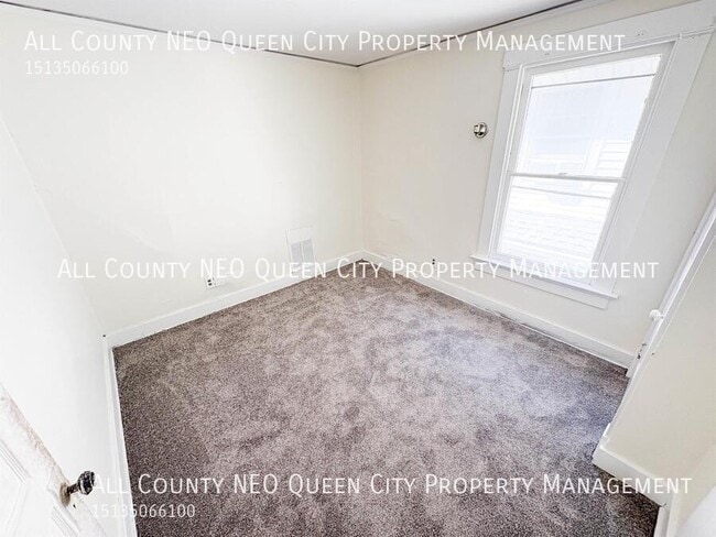 Building Photo - 126 Wroe Ave