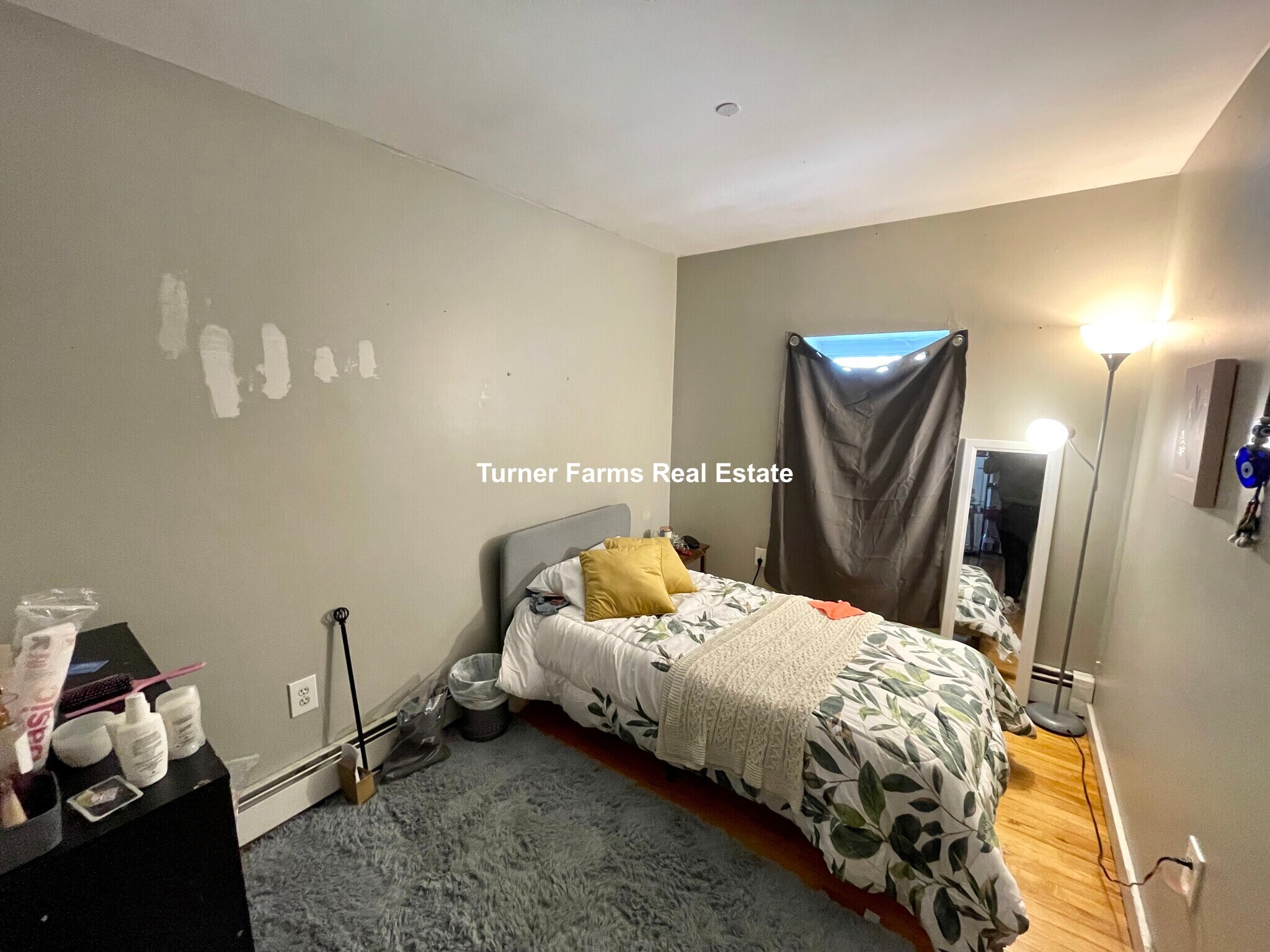 Building Photo - 42 Sewall St