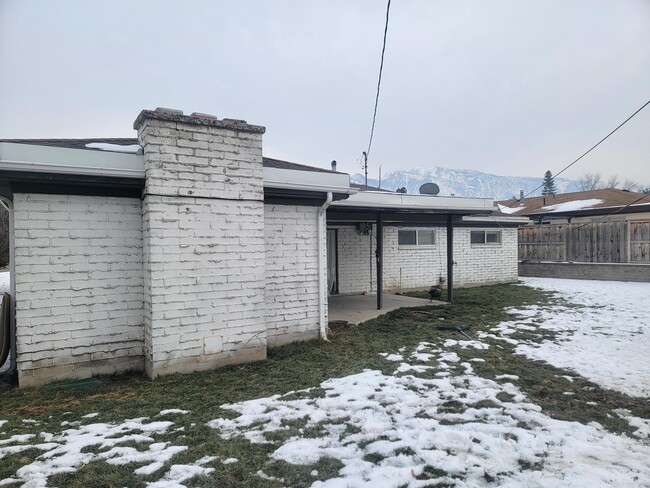 Building Photo - 8490 S 1330 E