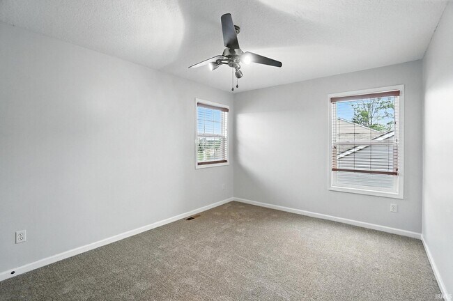 Building Photo - 12562 Shearwater Run