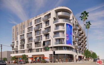 Building Photo - 549 S Harvard Blvd