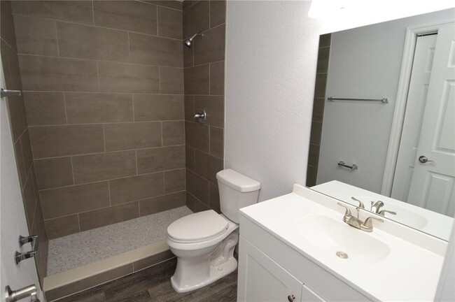 Building Photo - 8633 Fancy Finch Dr