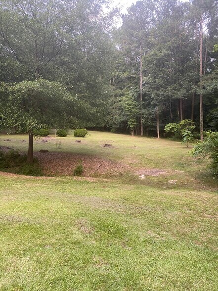 Building Photo - 3300 Evans Mill Rd