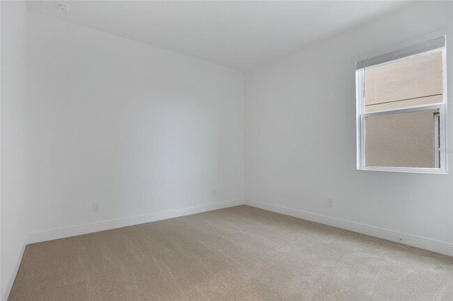 Building Photo - 7842 Syracuse Dr