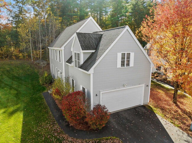 Building Photo - 131 Forest Hill Way