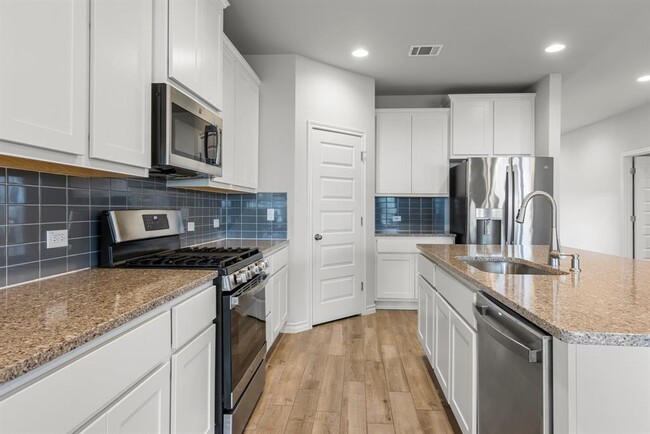 Building Photo - 1701 Jacey Way