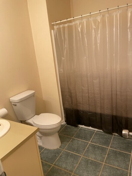 Building Photo - 1609 Homestead Trl