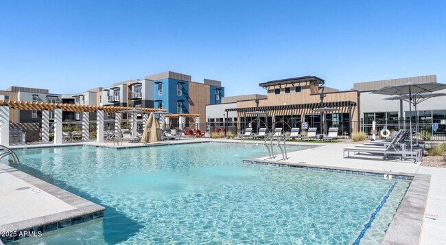 Building Photo - 45760 W Vlg Pkwy