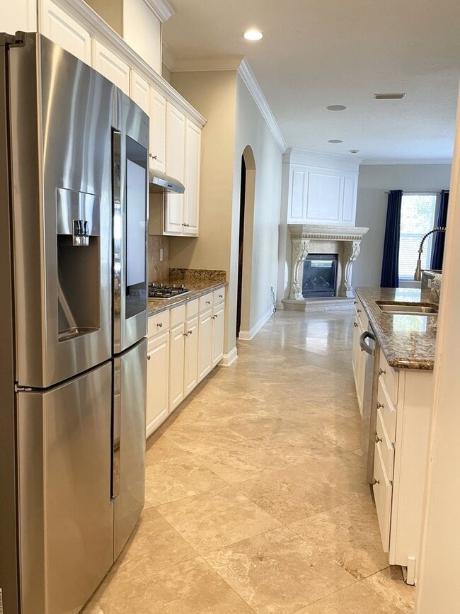 Building Photo - Single Family home is Deercreek