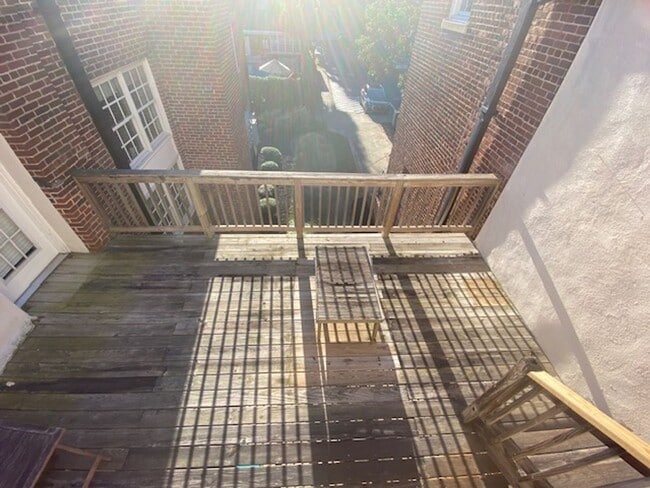 Building Photo - Charming 2-bedroom Condo- Old Shandon