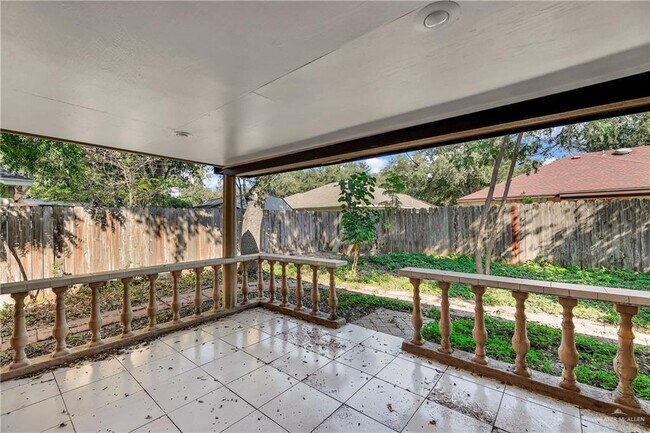 Building Photo - 29 Martin Ave