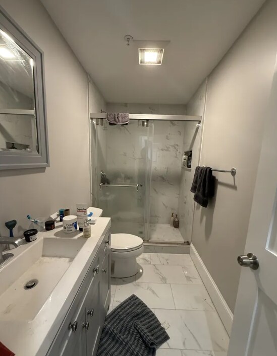 Building Photo - 156 Hillside St