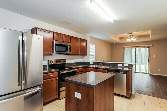 Building Photo - 9614 Brandon Rock Lane