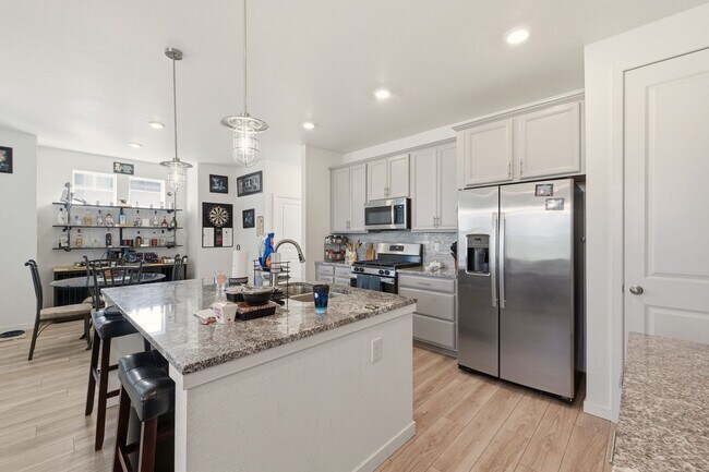 Building Photo - Modern 3-Bed 2.5-Bath Home on Corner Lot i...