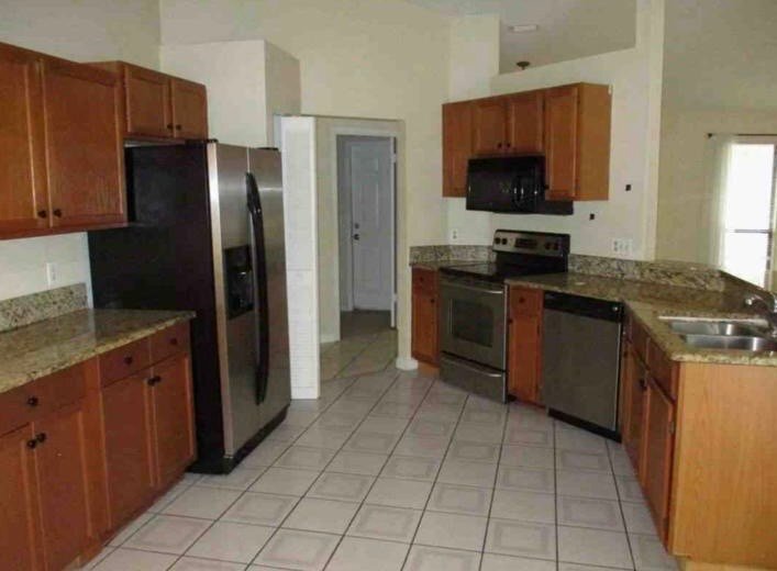 Building Photo - 2265 SW Edison Cir