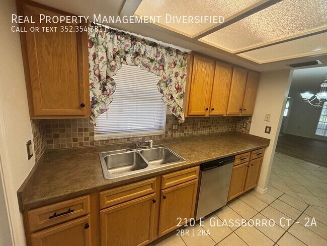 Building Photo - 210 E Glassboro Ct