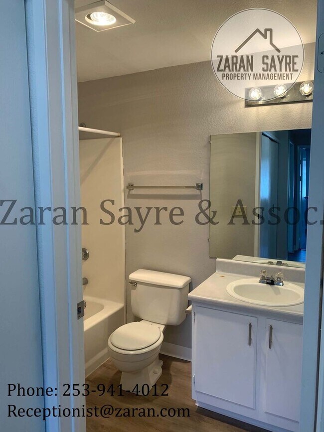 Building Photo - 044- Beautiful 2bd 2 bath Condo with View!!