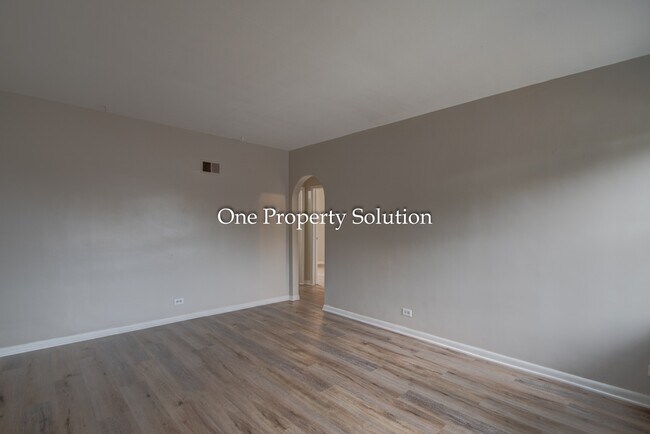 Building Photo - 1209 Logan St