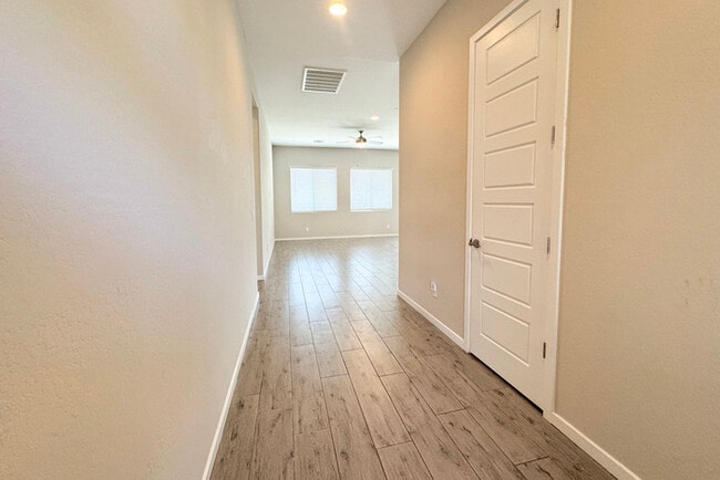 Building Photo - 3Bed/2Bath Home In Cave Creek! JOIN THE WA...