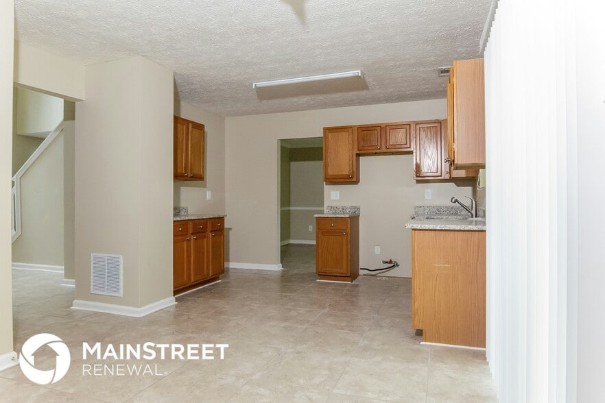 Building Photo - 1496 Paladin Ct