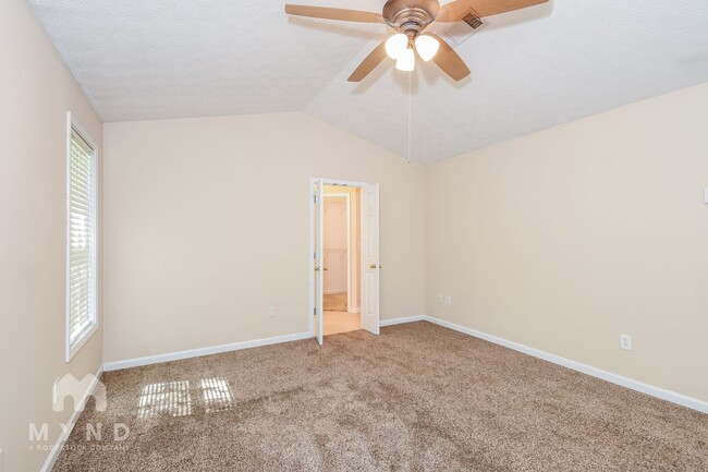 Building Photo - 738 Edgeley Ln