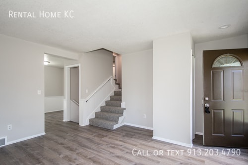 Building Photo - 1616 E Elm St