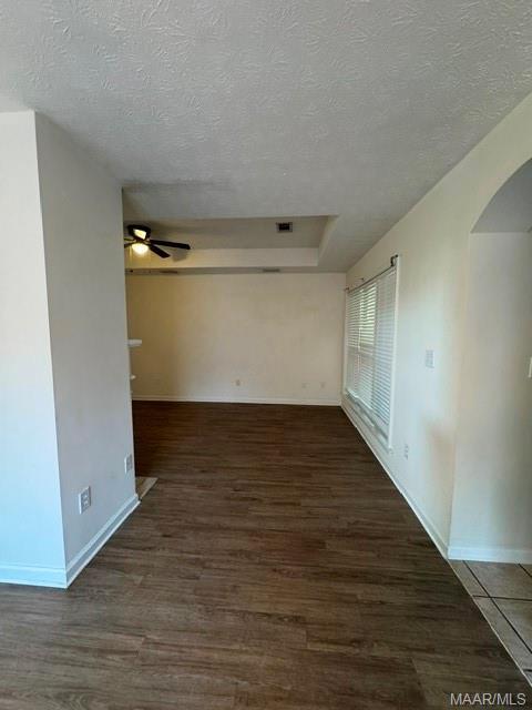 Building Photo - 4750 Harvest Way