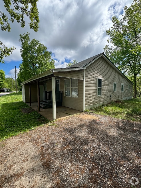 Building Photo - 300 Berryman Rd