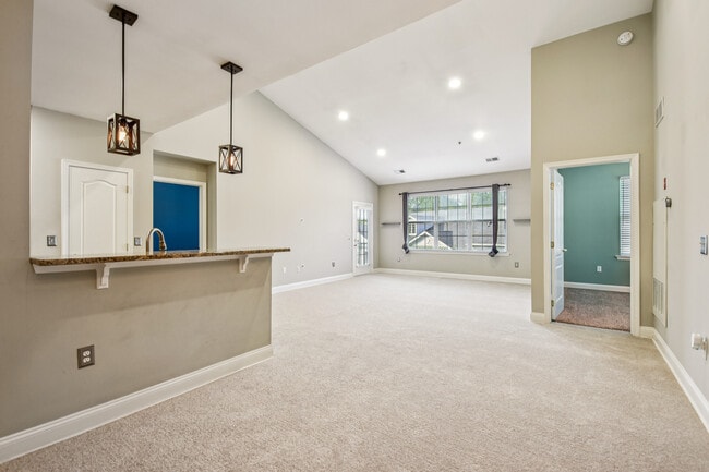 Primary Photo - 1309 Meadow Brook Ct